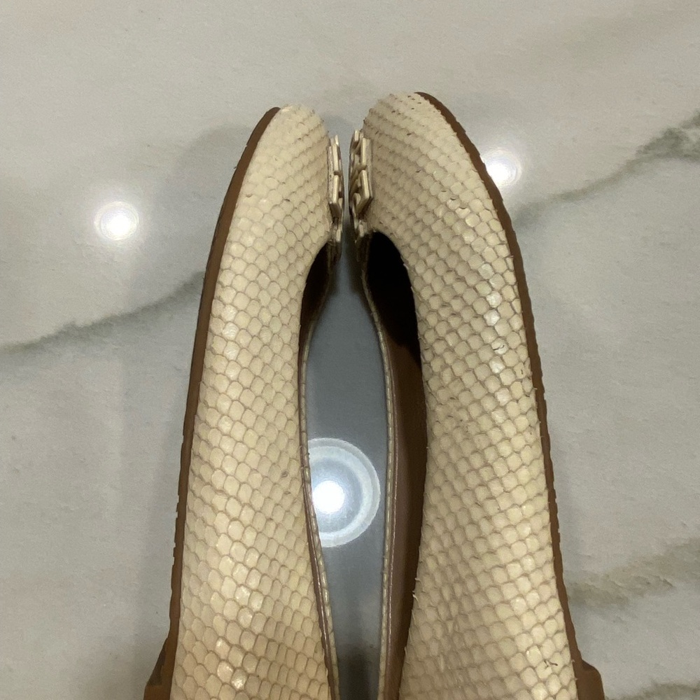 Tory Burch Cream Flats - Picture 12 of 16
